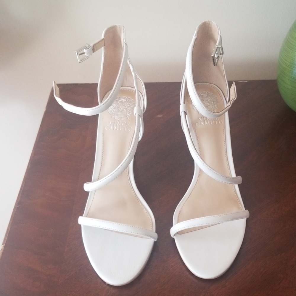 Vince Camuto Sandal